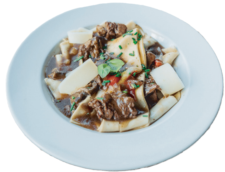 PAPARDELLE CON RAGÚ DE TERNERA Y PORTOBELLOS